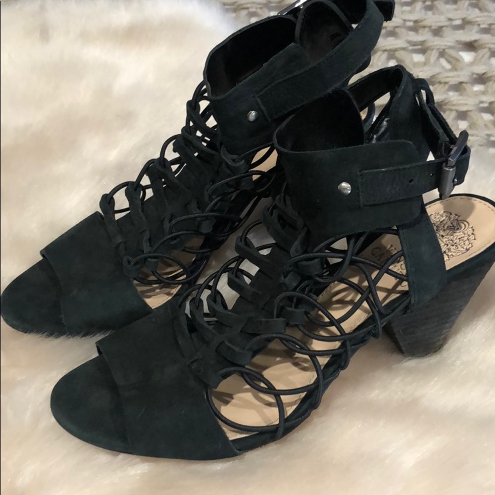 Vince Camuto wedges 7.5